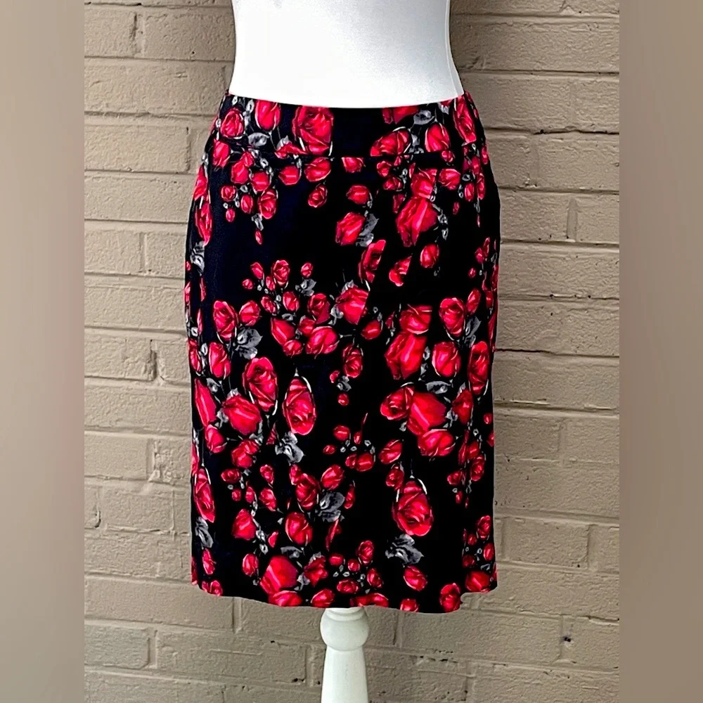 WHBM black red rose print skirt 4
